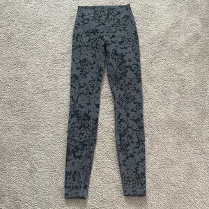 Lululemon. Size S.